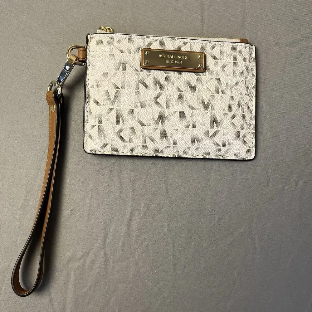 NWOT Michael Kors Jet Set Small Coin Purse Keychain Cardholder Wristlet Vanilla